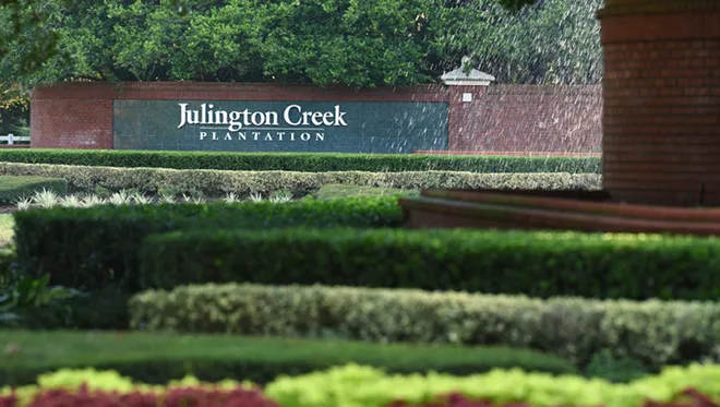 Julington Creek Plantation entrance sign